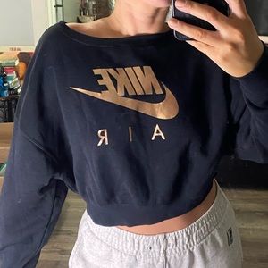 Nike cropped crew neck sweater